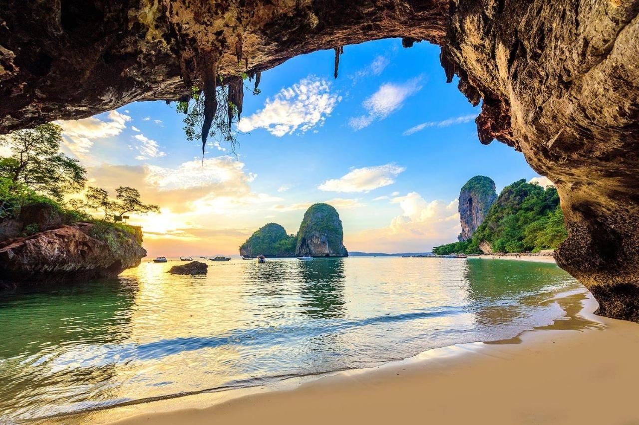 Holiday Style Ao Nang Beach Resort, Krabi Exteriör bild